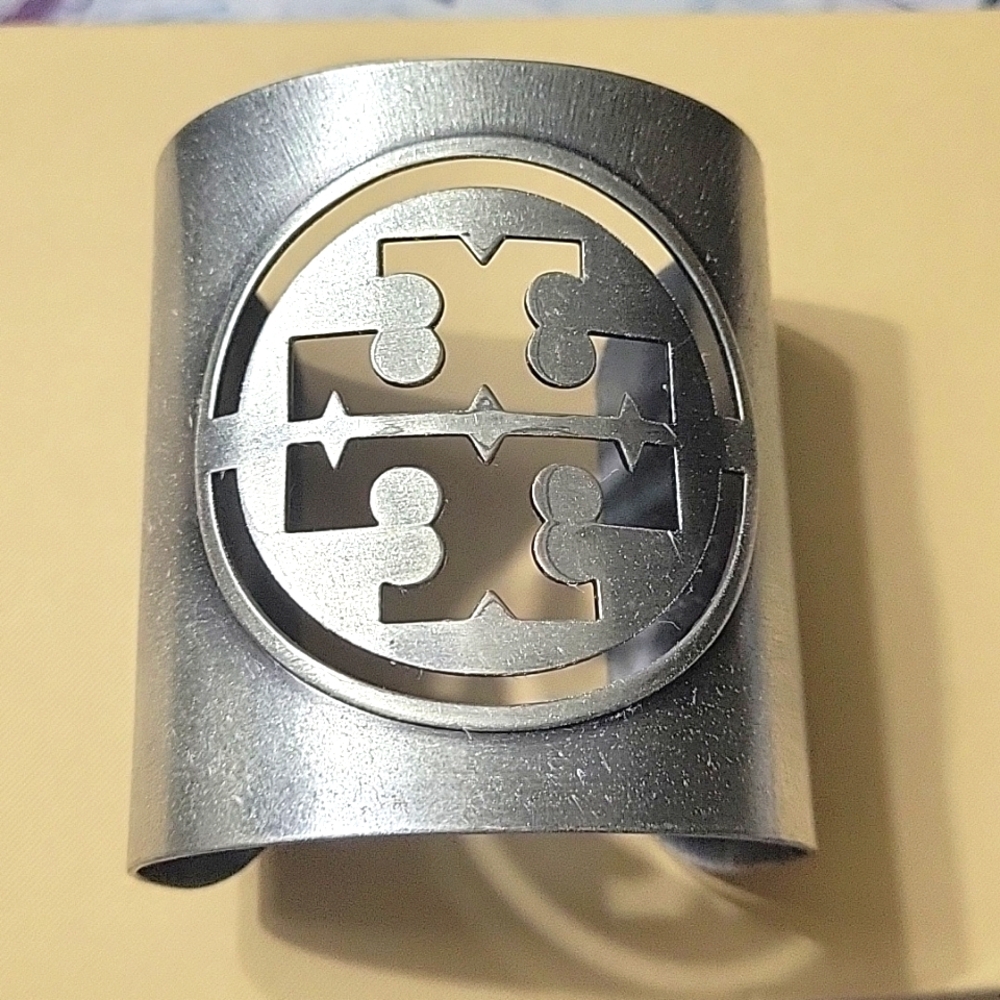 TORY BURCH MATTE TEXTURED GUNMENTAL  CUFF BRACELET RARE